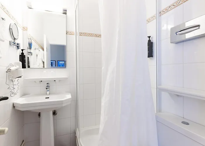 Garner - Messe By Ihg Hotel 3*