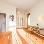 Garner - Messe By Ihg