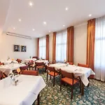 Hotel Garner - Messe By Ihg