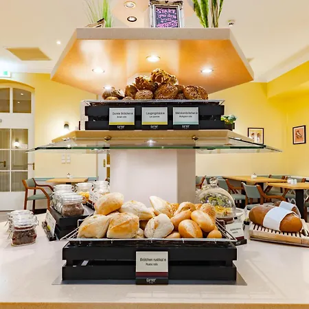 Garner - Messe By Ihg Отель Берлин