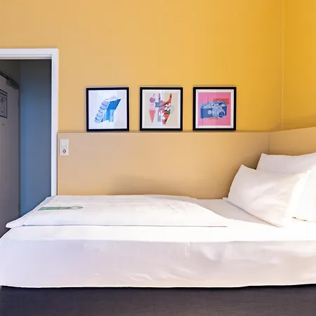 Garner - Messe By Ihg Отель Берлин