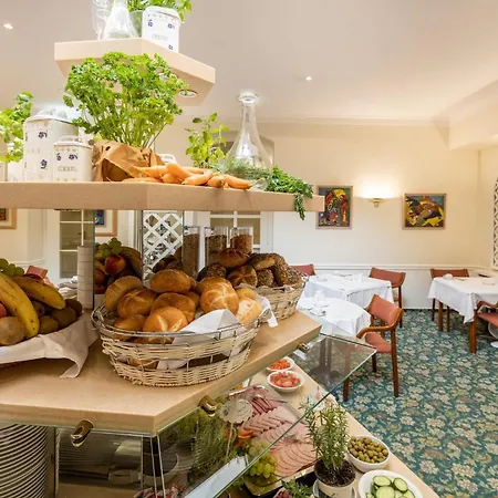 Hotell Garner - Messe By Ihg 3*