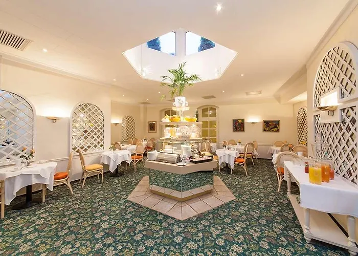 فندق Garner - Messe By Ihg 3*