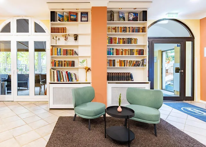 Garner - Messe By Ihg Otel 3*