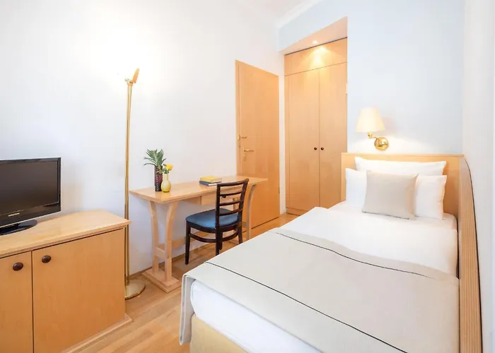 Garner - Messe By Ihg Otel 3*