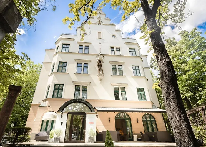 Hotel Garner - Messe By Ihg Berlin