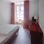 Szálloda Garner - Messe By Ihg Berlin