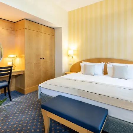 Hotel Garner - Messe By Ihg