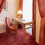 Hotel Garner - Messe By Ihg 3*