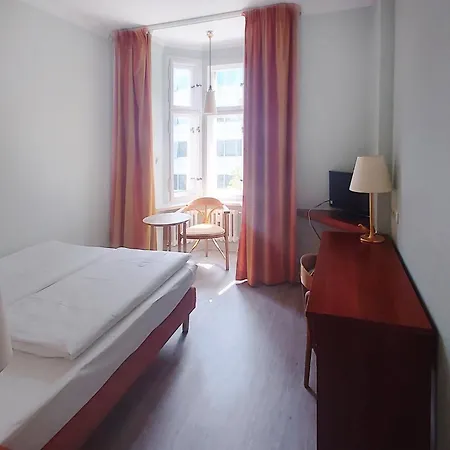 Hotel Garner - Messe By Ihg Berlim