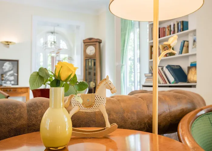 Garner - Messe By Ihg ホテル 3*